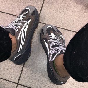 yeezy boost geode on feet